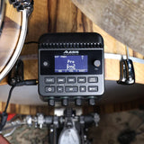 Alesis Kitstream montato sulla cassa della batteria